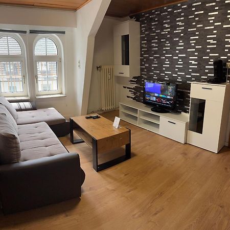 Moderne & Rustikale Monteurwohnung Im Zentrum 艾托弗 外观 照片