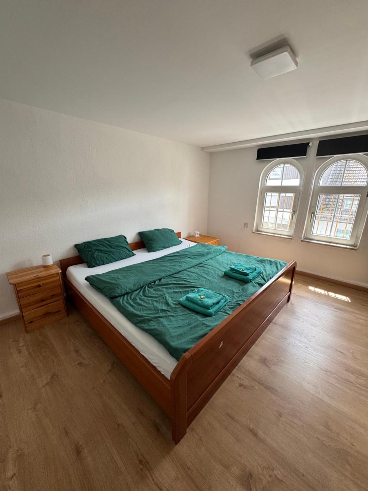 Moderne & Rustikale Monteurwohnung Im Zentrum 艾托弗 外观 照片