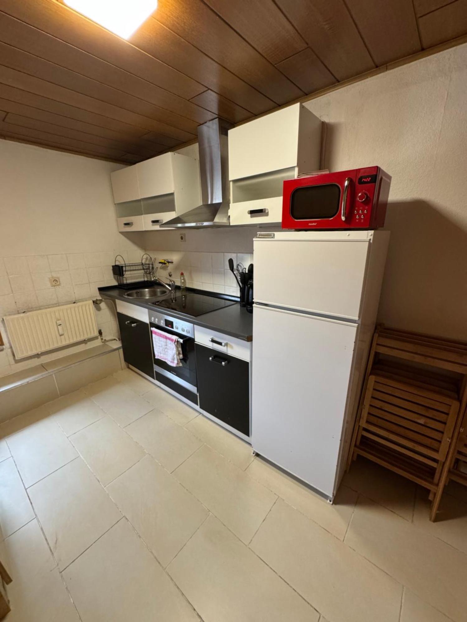 Moderne & Rustikale Monteurwohnung Im Zentrum 艾托弗 外观 照片