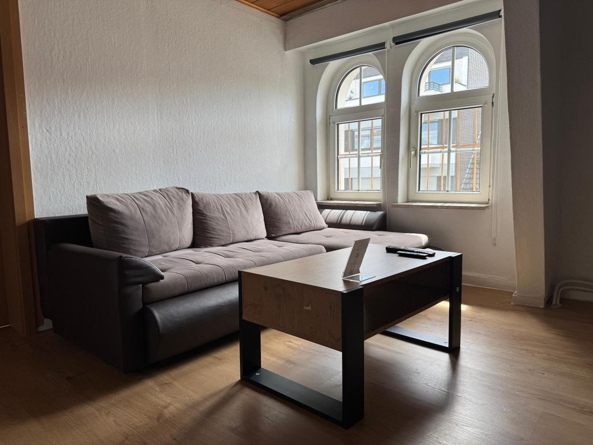 Moderne & Rustikale Monteurwohnung Im Zentrum 艾托弗 外观 照片