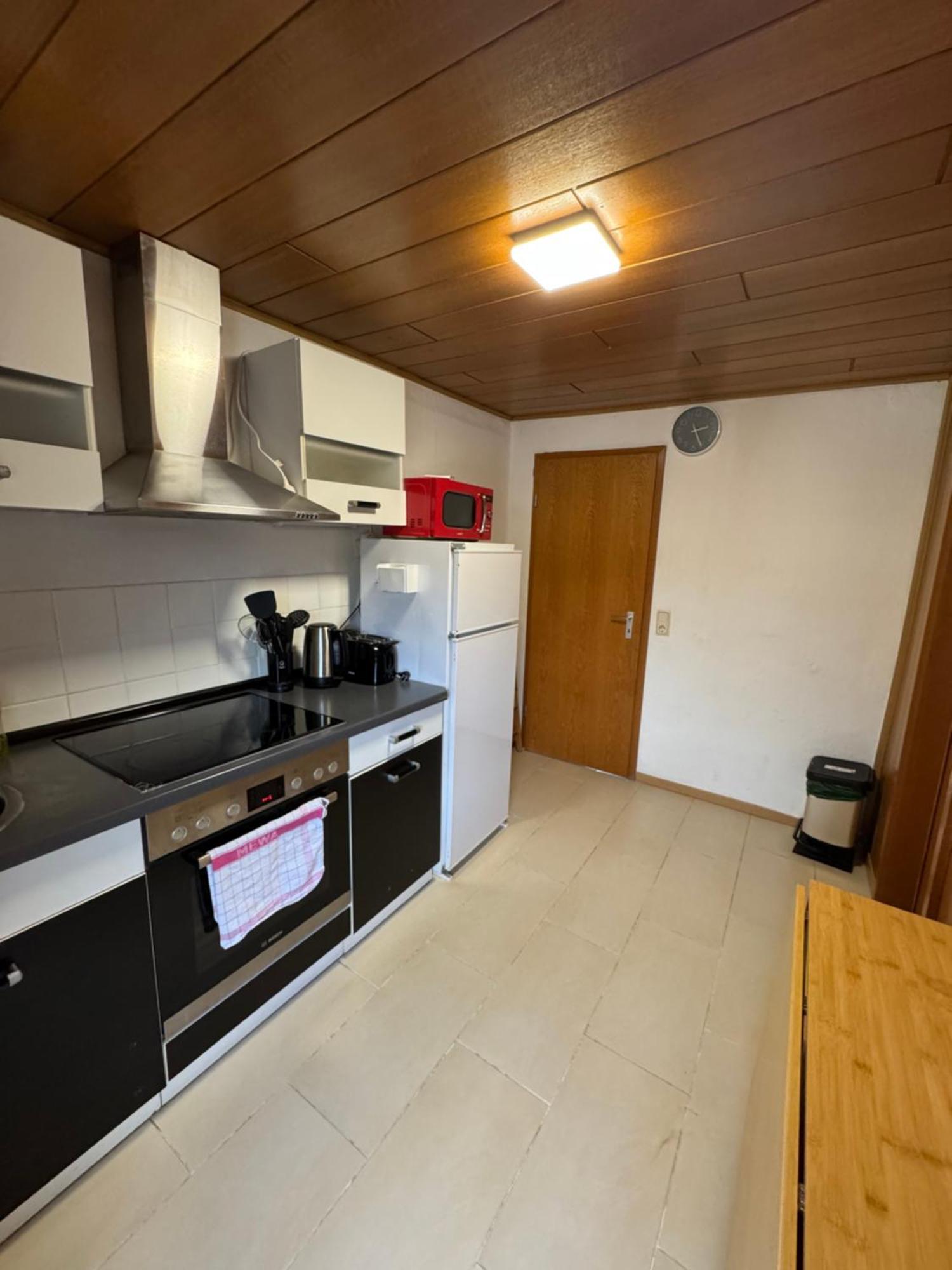 Moderne & Rustikale Monteurwohnung Im Zentrum 艾托弗 外观 照片
